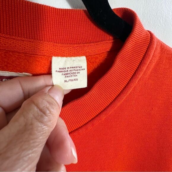 Levi's Orange Crewneck Sweater with Ribbed Cuffs - Picture 2 of 9